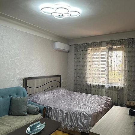 Yerevan Nice Apartment With Balcony For Rent エクステリア 写真